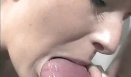 sexy lesbian bokep fake mom sedang bercinta di pagi hari