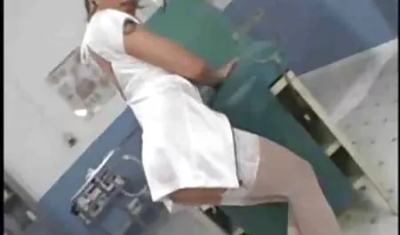 Flower Tucci tante Girang Vagina bokep mom seks dan pantat dirusak oleh sistem kontrol