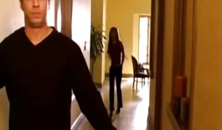- Patah Hati Orang Asia Fucks A bokep mom diperkosa Big White Cock