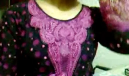 Nakal giok bokep mom xxx Baker mengantuk sebelum menyentuh lesbian oral seks