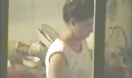 Dia mengisap kontol saya selama berjam-jam bokep sex mom setiap hari