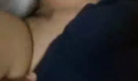 Pengasuh membuat saya cum di paru-parunya mom n son bokeb buah roll-UP