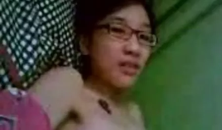 Bulat bokepmomasia toket besar mesin